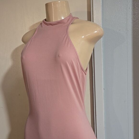 Elegant Pink Sleeveless Dress - Picture 11 of 14